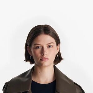 Meet your Posher, Юлия